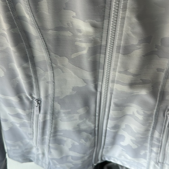 Lululemon size 10 Define Jacket Lux *Jacquard luxtreme - Picture 8 of 14